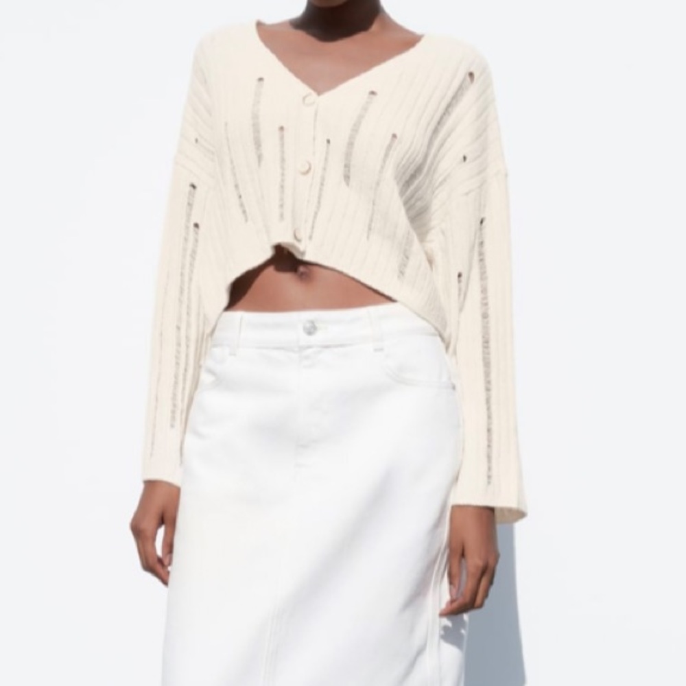 NWT ZARA Cream Knit Button-Up Sweater - Picture 4 of 5